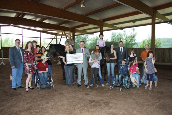 Sparda-Gewinnsparverein-untersttzt-Hippotherapie