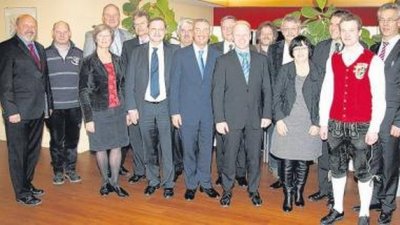 topTeaser_crop_Copy-of-Volksbank-Spenden-bergabe.tif