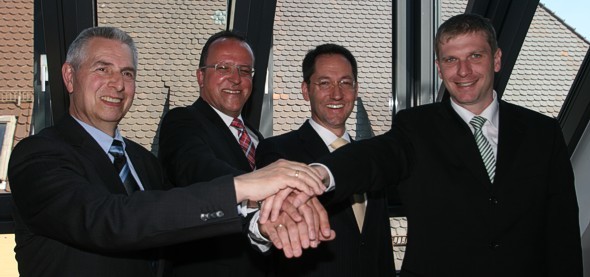 2012-04-04-03